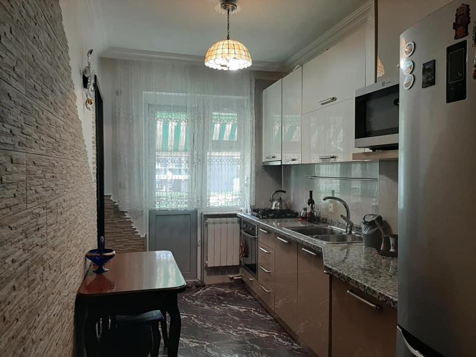 Apartment Жужуна Batumi Exterior photo