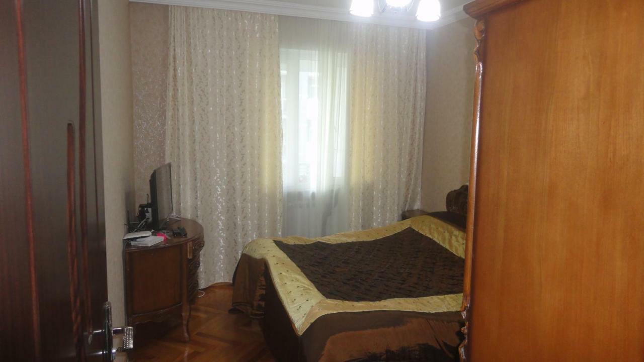Apartment Жужуна Batumi Exterior photo