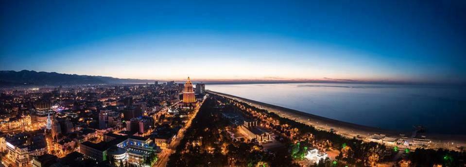 Apartment Жужуна Batumi Exterior photo